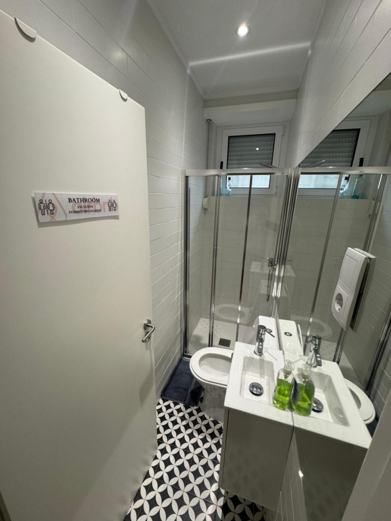 Dormitorio Aliados OOporto Exterior foto